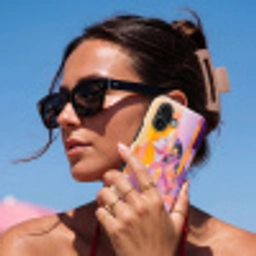 Abstract - Portret - Vrouw - Kleurrijk Toughcase MagSafe Apple iPhone 17 klein -Sfeer2V