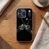 Whiskyglazen - Ijs - Spetters - Zwart Telefoonhoesje iPhone 17 Pro klein -sfeer1