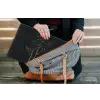 Takken - Blaadjes - Zwart laptophoes neopreen klein -tas