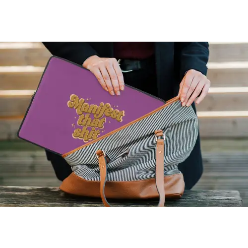 Manifest that shit - Paars - Glitter laptophoes neopreen klein -tas