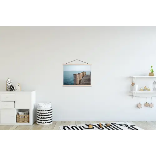 Houten steiger - Helderblauwe lucht textielposter latten blank klein -kinderkamer