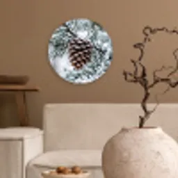 Dennenappel - Tak - Sneeuw - Winter - Sfeervol Wandcirkel kunststof plaat 5mm dik klein -sfeer1