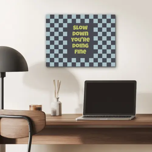 Patroon - Geblok - Blauw - Slow down you're doing fine PET vilt klein -sfeer5