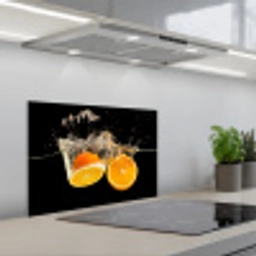 Sinaasappel - Stilleven - Water - Zwart - Fruit keuken achterwand spatscherm klein -3d_schuin