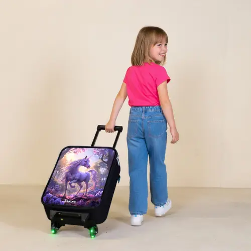 Portret van een Eenhoorn tussen Paarse Bloemen Kinderkoffer - Zwart klein -sfeer1