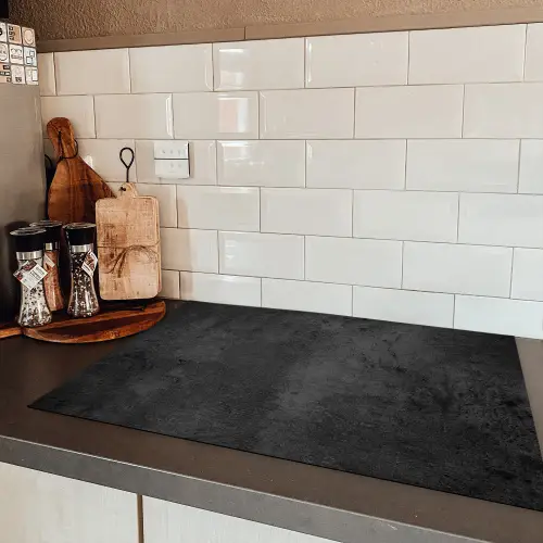 Beton - Robuust - Vintage - Rustiek - Grijs - Zwart Inductie beschermer vinyl 3mm klein -sfeer3