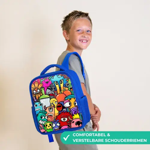 Monster met 1 Oog Kinderrugzak - Blauw middel -sfeer3_NL