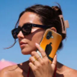Gier - Tak - Zon - Oranje Toughcase MagSafe Apple iPhone 17 klein -Sfeer2V