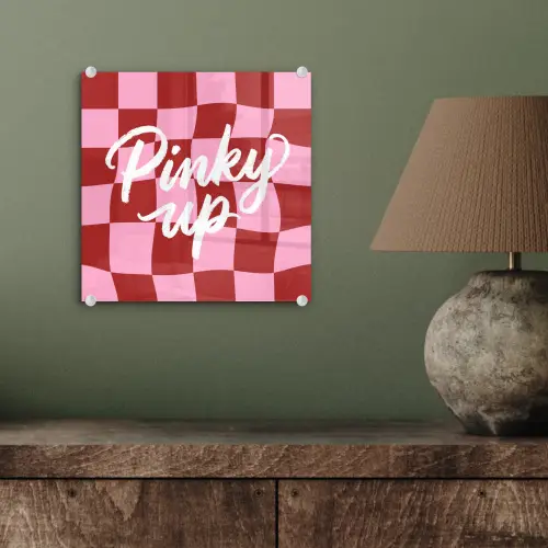 Pinky up - Geblokt - Bordeauxrood plexiglas 5mm klein -sfeer3