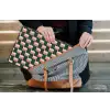 Vlechtpatroon - Groen - Roze - Geometrisch laptophoes neopreen klein 279 -tas