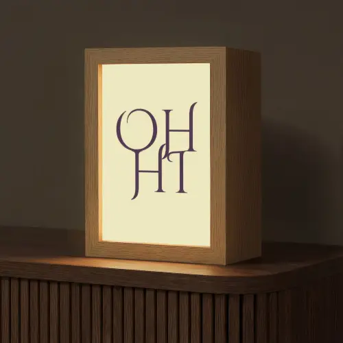 Oh hi - Geel - Monogram Light Box met kabel (Tafellamp) klein -z3d_website