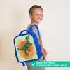 Groene dino tussen varens Kinderrugzak - Blauw middel -sfeer3_FR