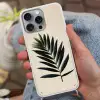 Palmblad - Donkere bladen - Subtiel Hoesje iPhone 16 Pro Max met koord klein -sfeer3