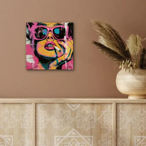 Portret - Vrouw - Abstract - Zonnebril aluminium wit klein -sfeer4