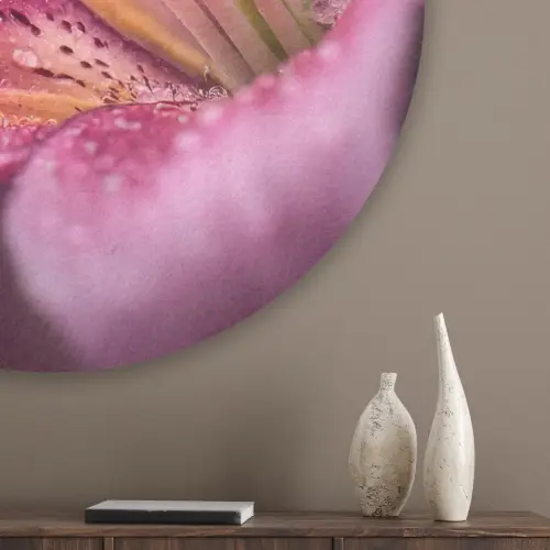 Roze - lelie - Dauwdruppels Akoestische PET Vilt - Rond klein -sfeer5_closeup