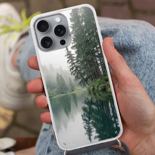 Bergen - Meer - Bos Hoesje iPhone 16 Pro Max met koord klein -sfeer3