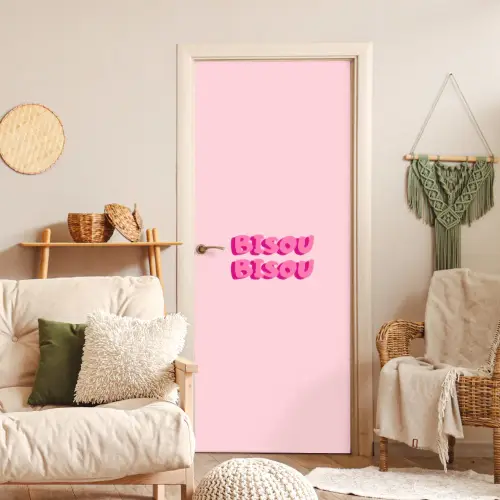 Bisou - Roze - Dikke letters deurposter klein -sfeer2