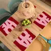 Love - Rood - Blokletters Placemat vinyl groot -zzsfeer5_Kitchenyeah-website
