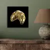 Croissant - Brood - Goud - Zwart aluminium wit klein -sfeer2