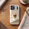 Mok - Latte - Minimalistisch - Schaduw Telefoonhoesje iPhone 17 Pro Max klein -sfeer1