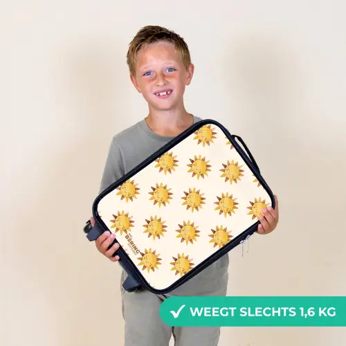 Lachende zonnetjes als patroon op beige achtergrond Kinderkoffer - Zwart klein -sfeer4_NL