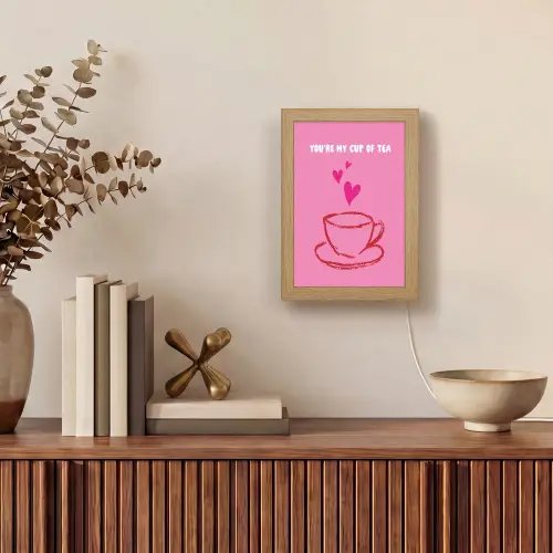 Thee - Roze - Valentijn - Tekst Light Box met kabel (Wandlamp) klein -sfeer2