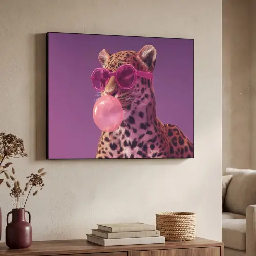Panter - Zonnebril - Kauwgombel - Roze Textielframe zwart klein -sfeer3
