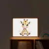 Giraffe - Roze - Kauwgom Light Box met batterij (Wandlamp kind) middel -sfeer1_kind