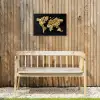 Wereldkaart - Pasta - Zwart Tuinposter op houten frame 2 cm dik klein -sfeer4