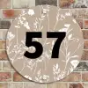 Beige bloemmotief - Traditioneel Naambord Rond klein -sfeer2
