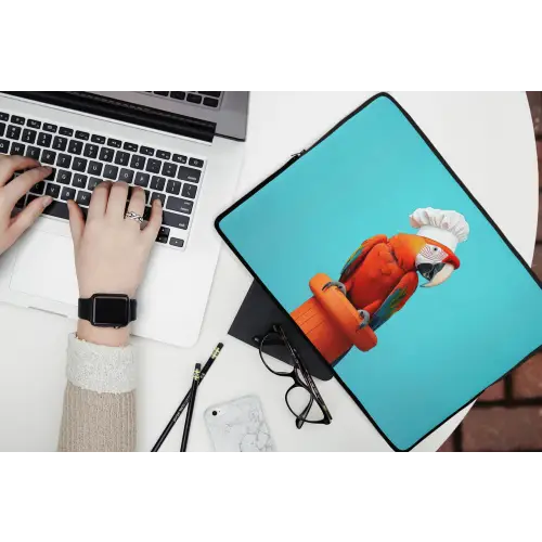 Ara - Koksmuts - Sokkel - Grappig laptophoes neopreen klein -bureau
