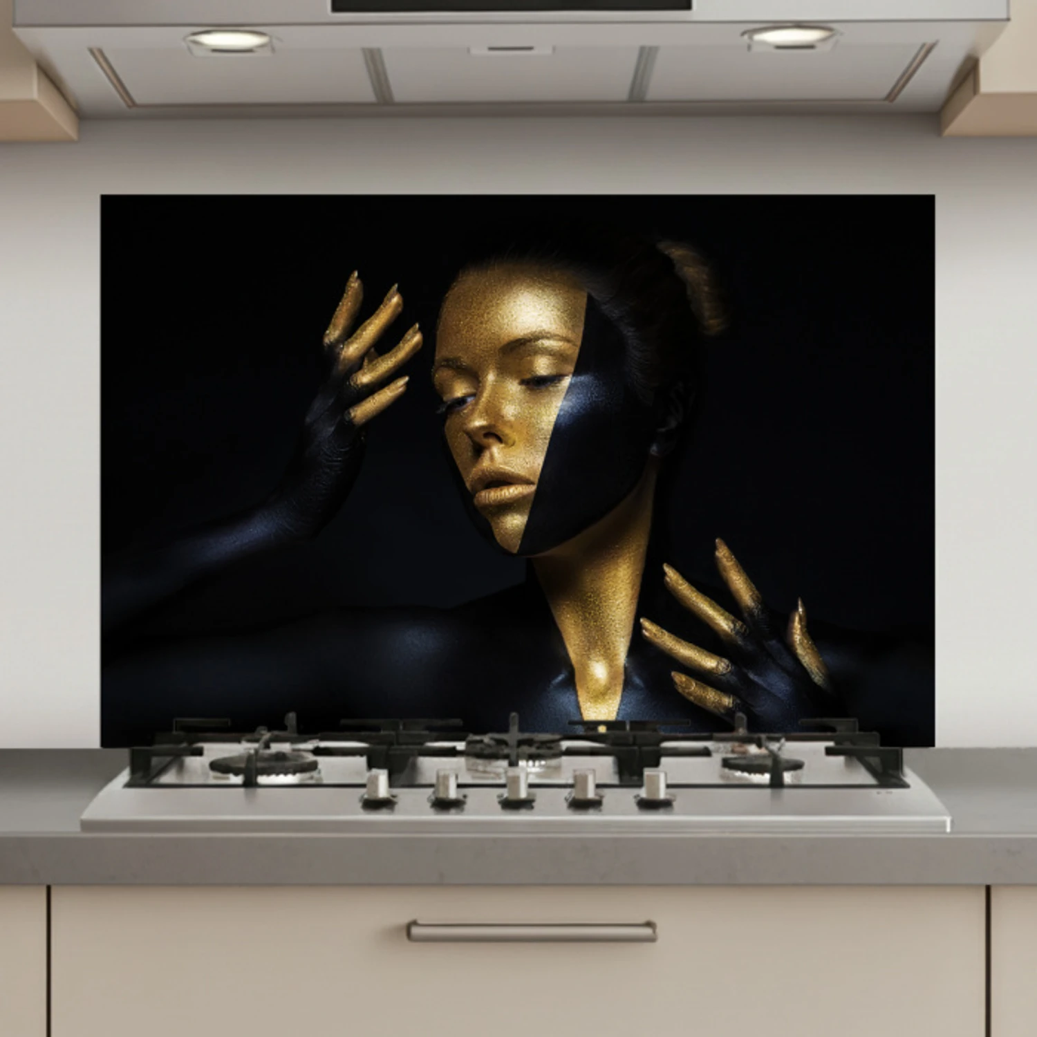 Make up - Kunst - Vrouw - Luxe - Goud keuken achterwand spatscherm klein -3d_website