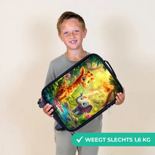Giraf en olifant bij beekje in de Jungle Kinderkoffer - Zwart klein -sfeer4_NL