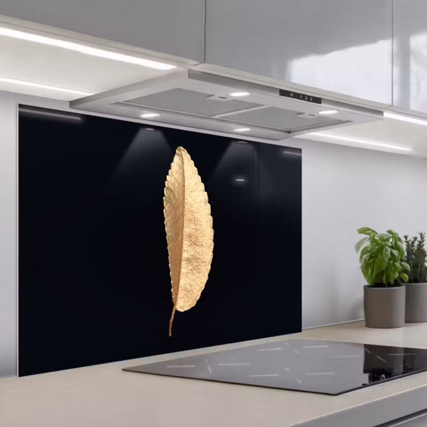 Spatscherm keuken - Bladeren - Black and gold - Luxe - Chic - Natuur