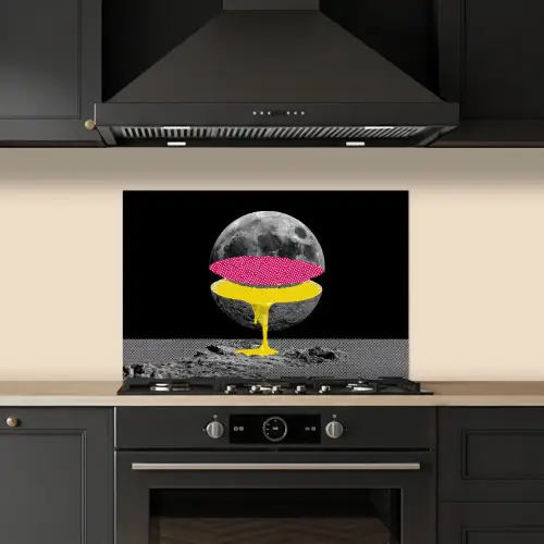 Maan - Geel - Roze - Zwart keuken achterwand spatscherm klein -sfeer1