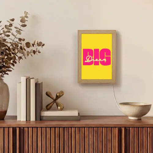 Dream big - Geel - Roze Light Box met kabel (Tafellamp) klein -sfeer2