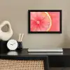 Grapefruit - Roze - Levendig fotolijst zwart zonder passe partout klein -sfeer1