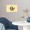 Vis - Sierlijk - Rugvin - Geel poster papier klein -sfeer3