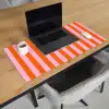 Strepen - Oranje - Verticaal - Ciao bella Muismat XXL klein -sfeer1