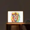 Leeuw - Verf - Kleurrijk - Wit - Dier Light Box met batterij (Wandlamp kind) middel -sfeer1_kind