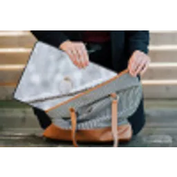 Vogeltje - Sneeuw - Tak - Winter - Zacht laptophoes neopreen klein -tas