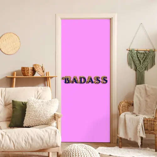 Felroze - Badass - Panterprint - Schaduw deurposter klein -sfeer2
