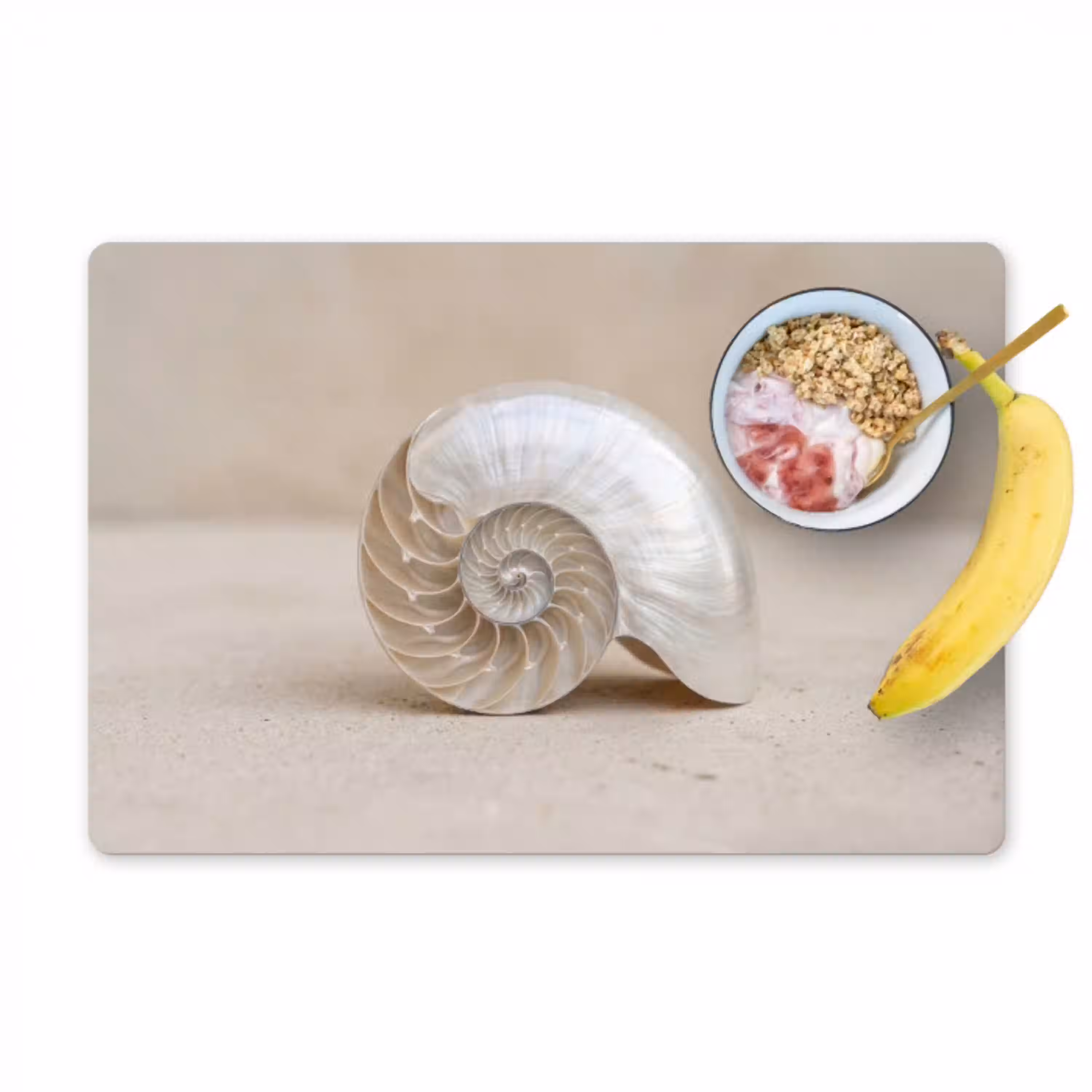 Schelp - Spiraal - Beige Placemat vinyl groot -zzzproduct_Kitchenyeah-website