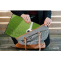 Voetbal - Grasveld - Sport - Groen laptophoes neopreen klein -tas