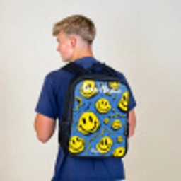 Smiley - Blauw - Geel Rugzak - Zwart middel -sfeer8