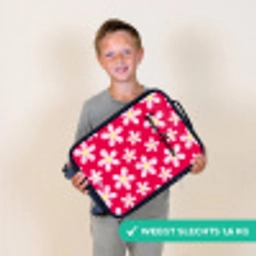 Madeliefjesmania hotpink Kinderkoffer - Zwart klein -sfeer4_NL