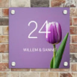 Paarse tulp - Klassiek Naambord Vierkant klein -sfeer2