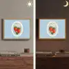 Aardbeien - Lijst - Rood - Geruit Light Box met batterij (Wandlamp) middel -sfeer3