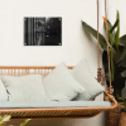 Wijnfles - Glas - Handen - Raam tuinposter los doek klein -sfeer7