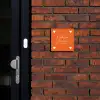 Witte hartjes in hoeken - Sierlijk Naambord Vierkant klein -sfeer1-XS
